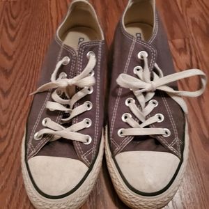 Gray Converse low Chuck Taylors, size 9